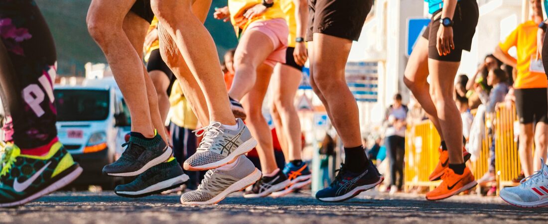 Tênis de Corrida: Como Escolher o Modelo Ideal para o Seu Tipo de Pisada e Correr com Segurança